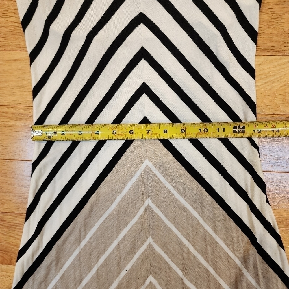 Calvin Klein two-tone, striped, stretchy maxi dress size 4 - Picture 7 of 9